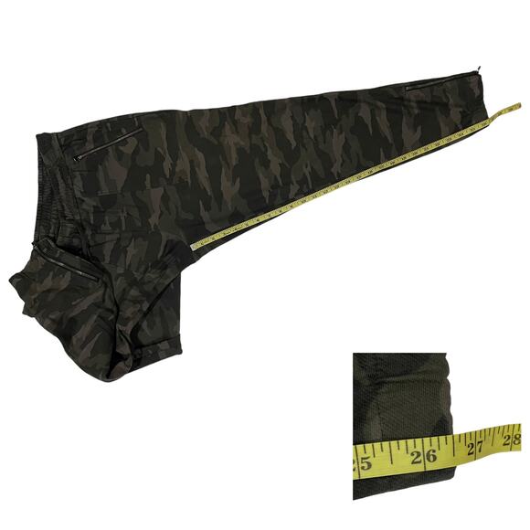 Athleta Farallon Pant - Olive Camo - 6 - Picture 4 of 16